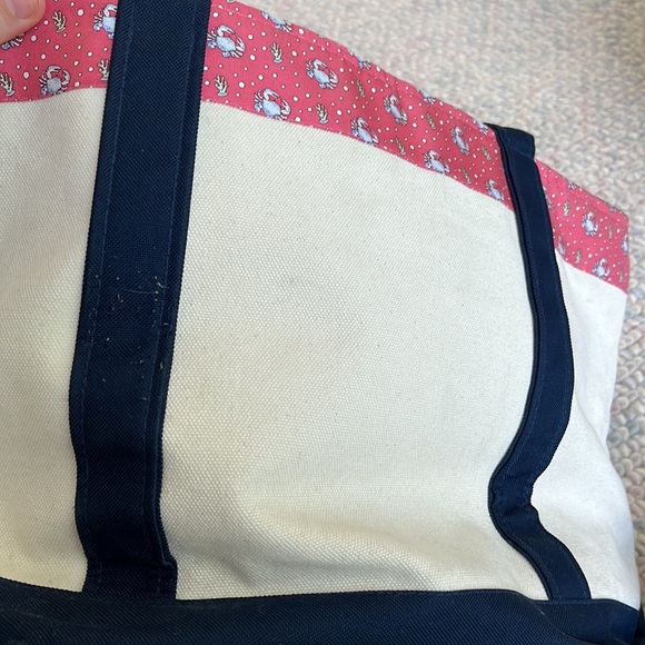 Vineyard vines tote - Picture 2 of 3